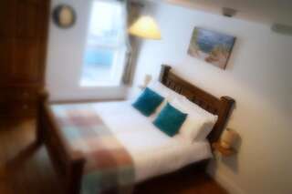 Отели типа «постель и завтрак» Mulranny House Малларанни Двухместный номер с 1 кроватью с видом на море-3